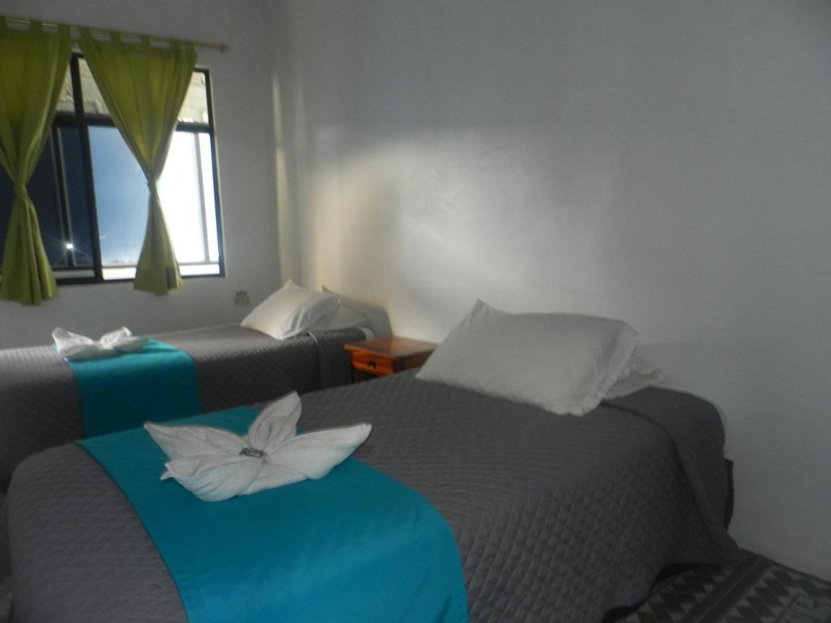 Hostal Gardner Galapagos Puerto Ayora  Exterior foto